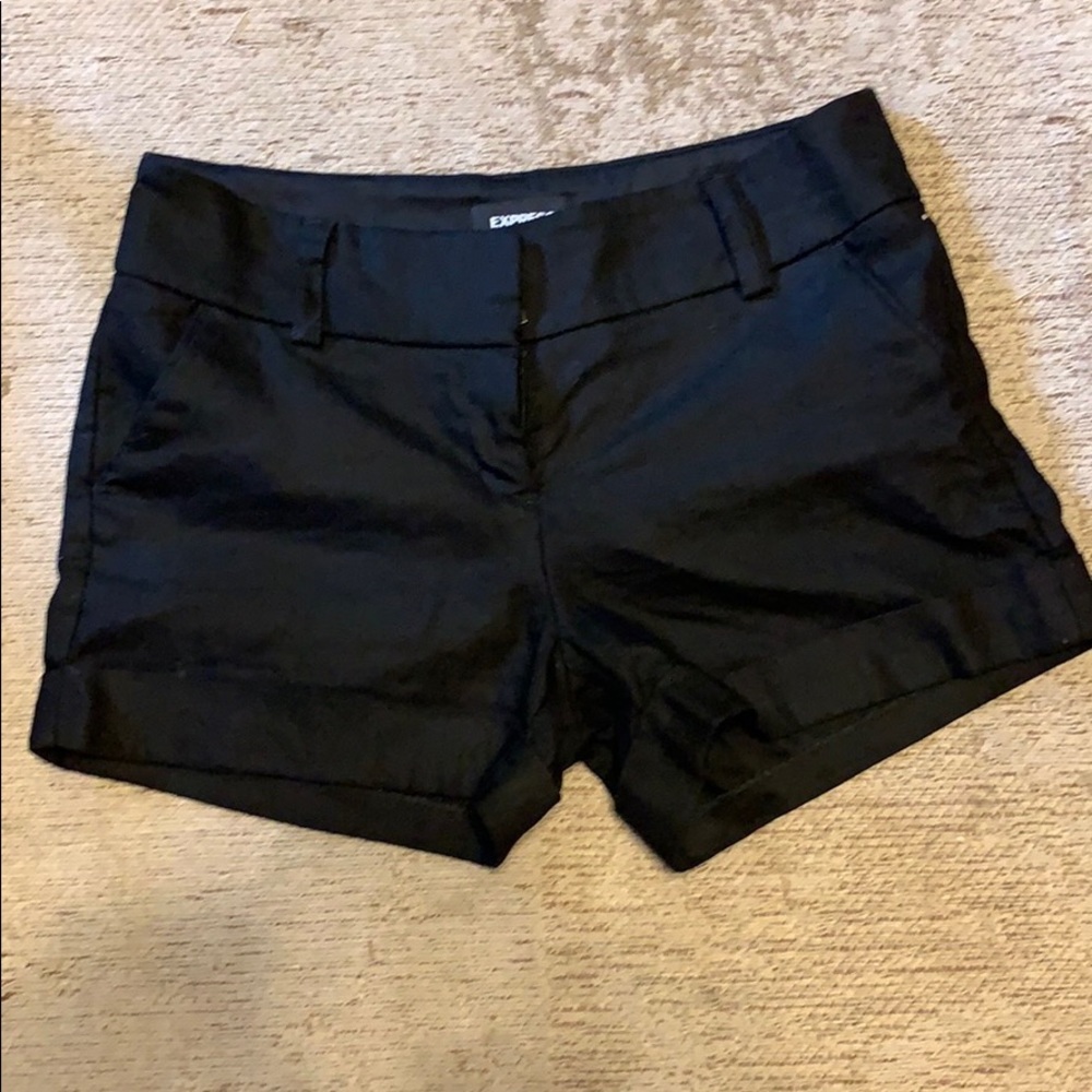 Express linen shorts